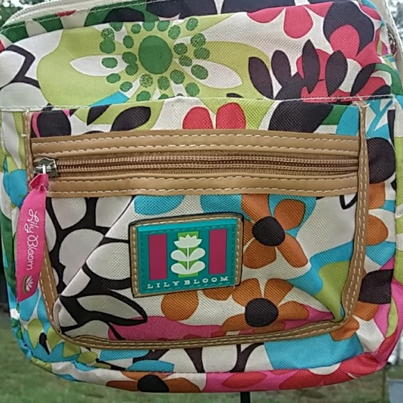 Lily Bloom Handbags - 👜Lily bloom crossbody bag👜